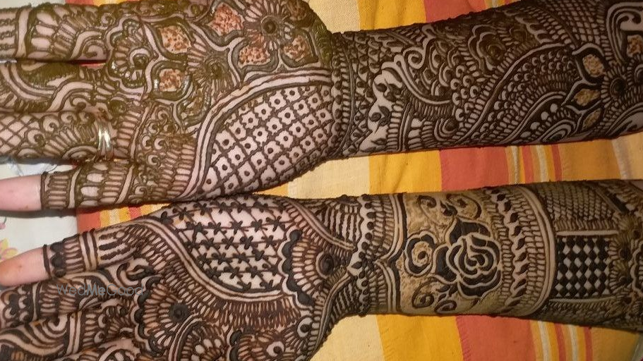 Bhanu Mehendi Artist