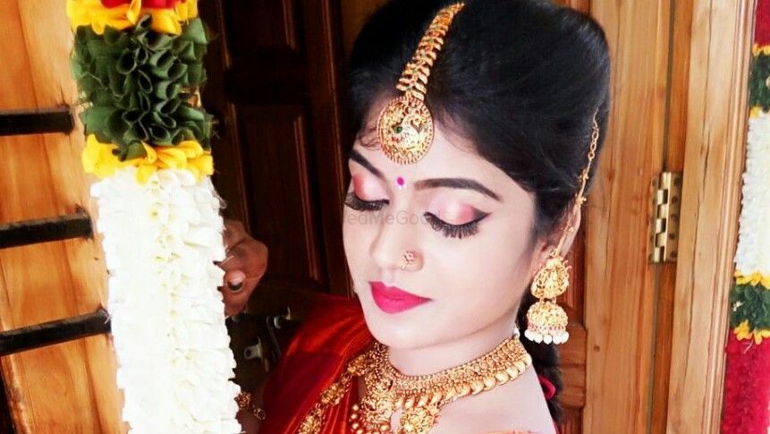 Sri Visaakaa Bridals