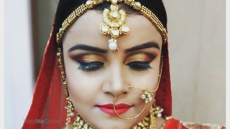 Anukriti Makeovers