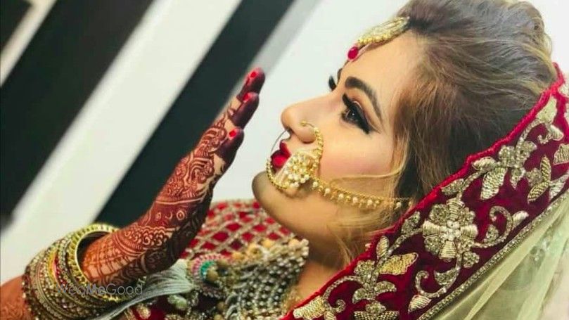 Nikhat Makeup Artist & Mehendi Artist