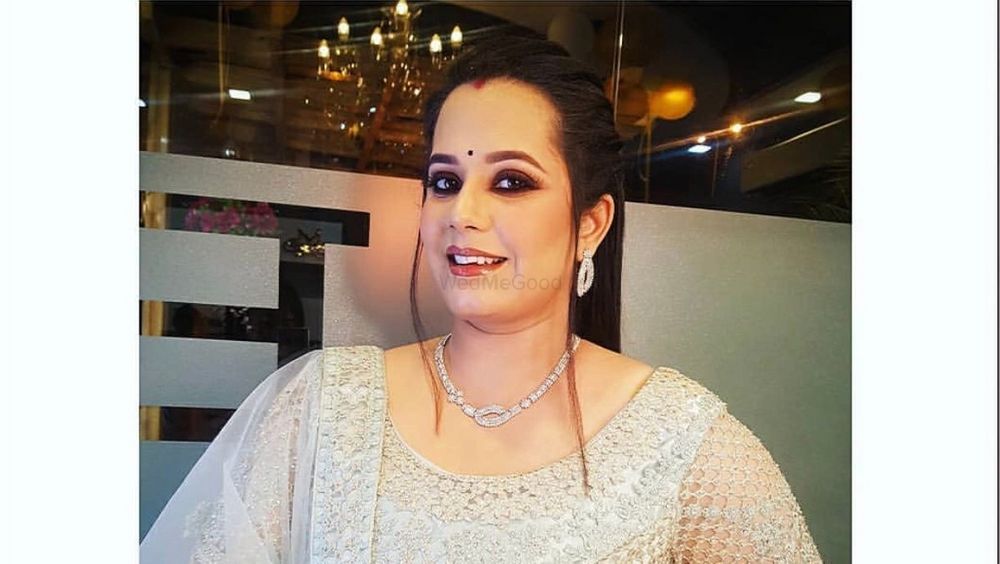 Tanya Singh the makeup artist