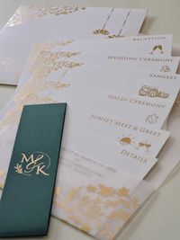 review-Mascotte Designs