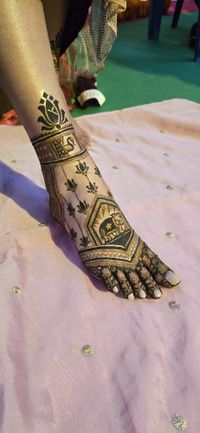 review-Henna by Khushboo Shah