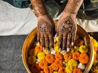 review-Bridal Mehendi Design 