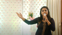 review-Anchor Bharti Narang