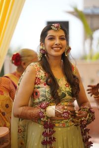 review-Makeovers By Kamakshi Soni