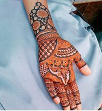 review-Akash Mehandi Art