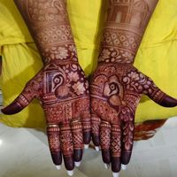 review-Akash Mehandi Art