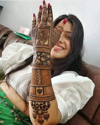 review-Akash Mehandi Art