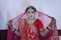 review-Akriti Sarraf Makeup Artist