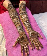 review-Satish Professional Bridal Mehandi Artist