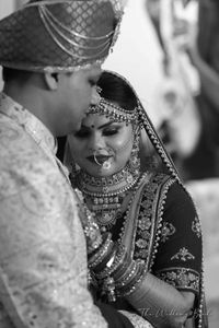 review-The Wedding Book