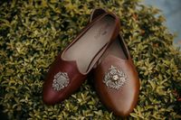 review-Sabyasachi Mukherjee