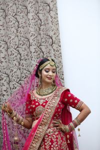 review-Sneha Bakshi Makeovers