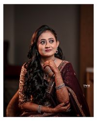 review-Sneha Bakshi Makeovers