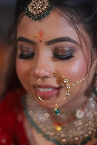 review-Sneha Bakshi Makeovers