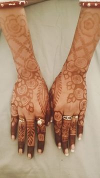 review-image-2-Mehendi Artist Prabha