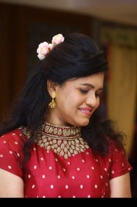 review-Manasi Makeup Artist
