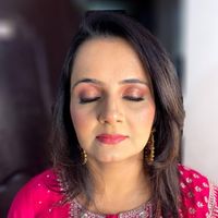 review-image-1-Shailja Makeover