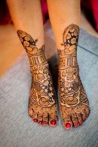 review-Misba Mehendi Artist