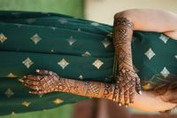 review-Misba Mehendi Artist