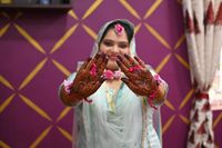 review-Misba Mehendi Artist