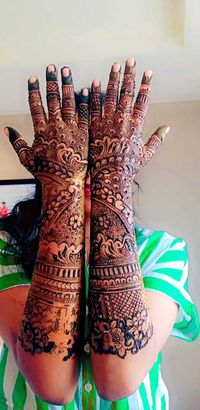 review-Mariyam Mehndi Artist