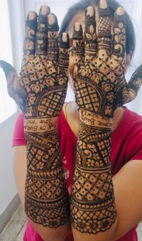 review-Mariyam Mehndi Artist
