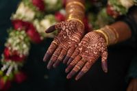 review-Mariyam Mehndi Artist