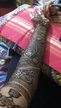 review-Mariyam Mehndi Artist