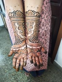 review-Mylanchi by Najumunnisa