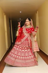review-Nitika Jaiswal Makeup Artist