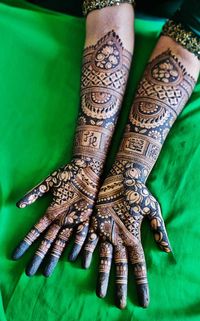 review-The Red Flair Henna by Sherin