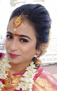 review-Khusboo Gupta Artistry