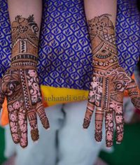 review-image-3-Aditya Mehendi Artist