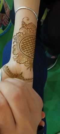 review-AKASH Mehandi Arts