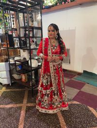 review-Surbhi Make Up Artist