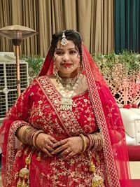 review-Surbhi Make Up Artist