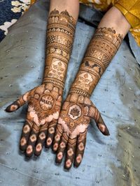 review-Rahul Mehandi Art
