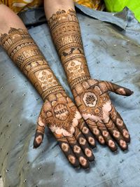 review-Rahul Mehandi Art