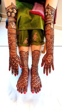 review-Akash Mehandi Artist