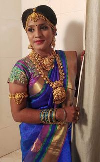 review-Khushika Secrets Makeup Artistry