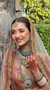 review-AWM: Makeovers by Aastha