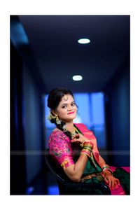 review-Beauty Stylist Sneha Shetty