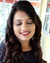 review-Beauty Stylist Sneha Shetty