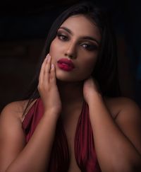 review-Beauty Stylist Sneha Shetty