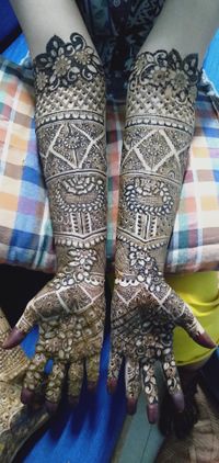 review-image-0-AB Mehendi Art