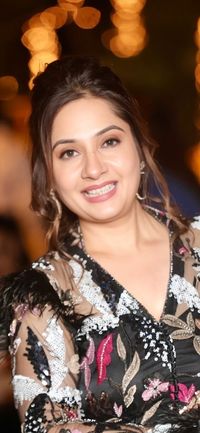 review-Makeup and Hair by Khushi Premchandani