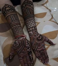 review-image-0-Ganga Mehandi Artist