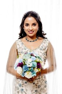 review-Lakshmi Bridal Make Up